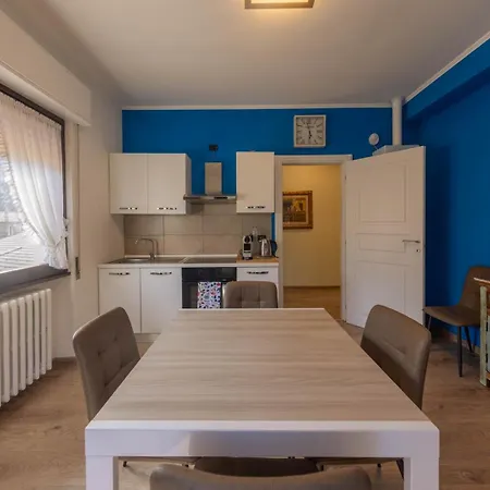 Becky's Apartamento Pellio Inferiore